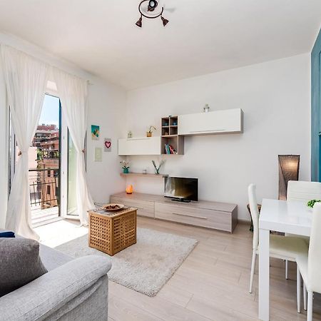 Apartment Near To San Peter Vatican Joya Roma Bagian luar foto